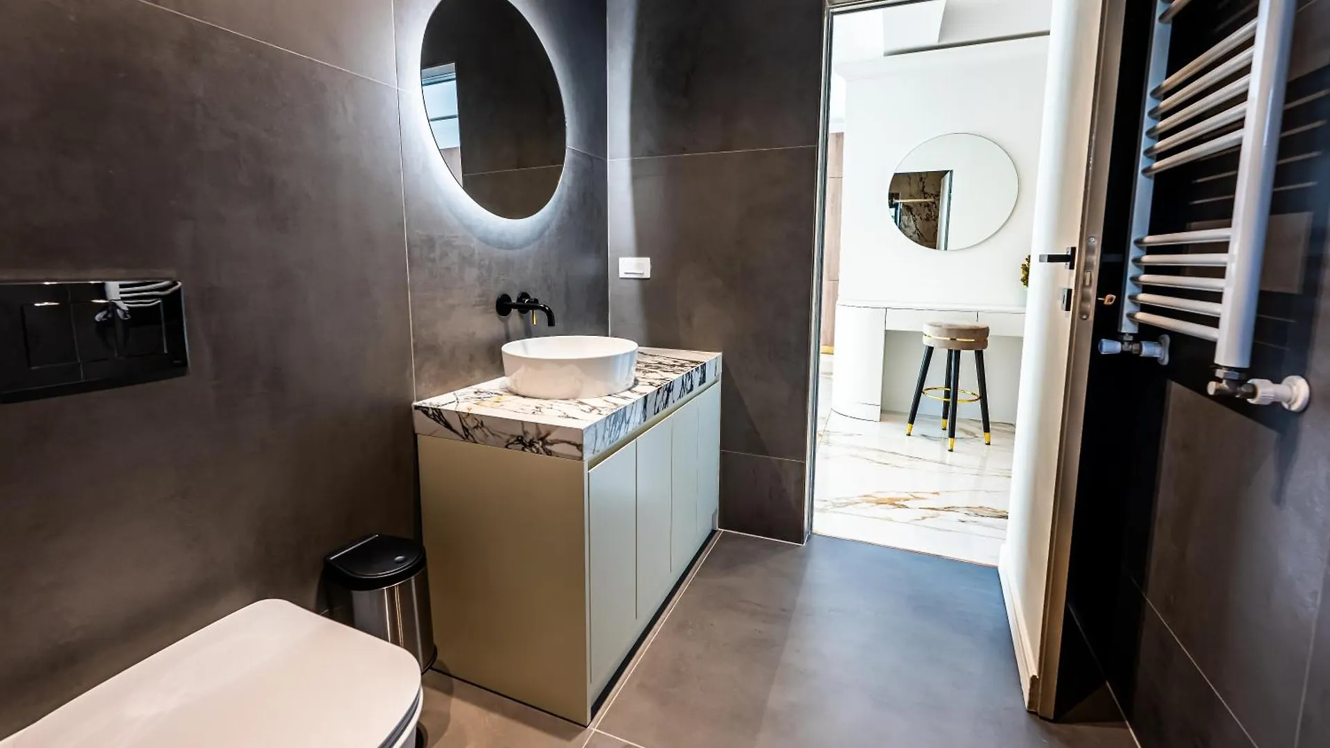 Apartment Skyline Suites Bucharest