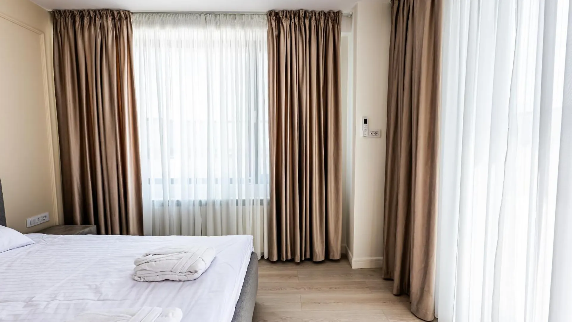 Apartment Skyline Suites Bucharest
