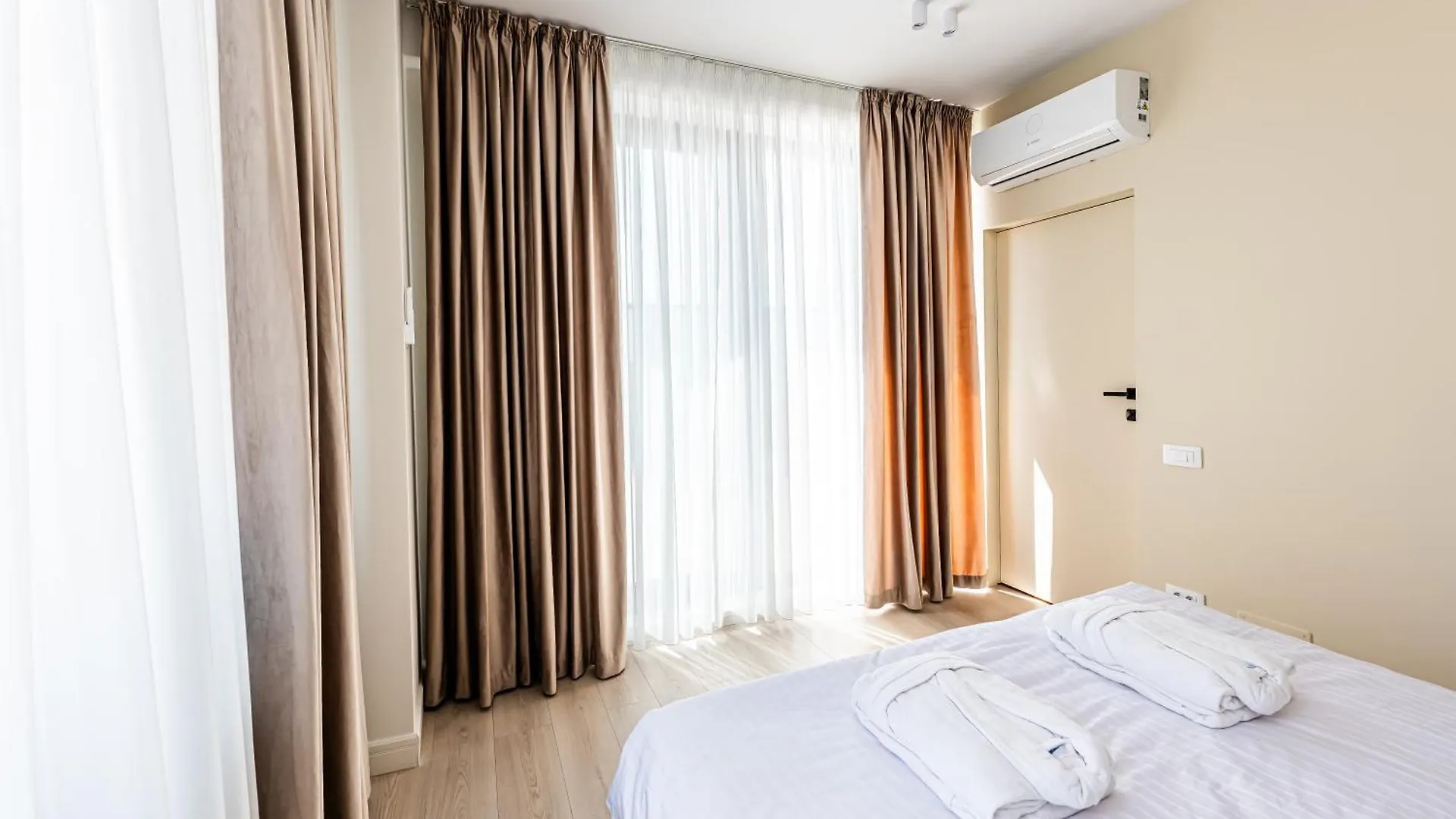 Apartment Skyline Suites Bucharest Romania