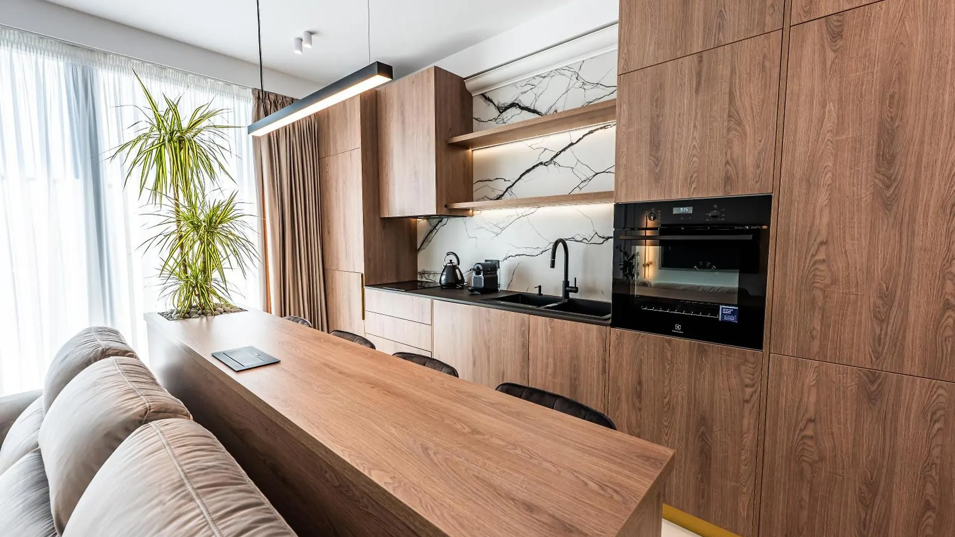 Skyline Suites Bucharest Apartment